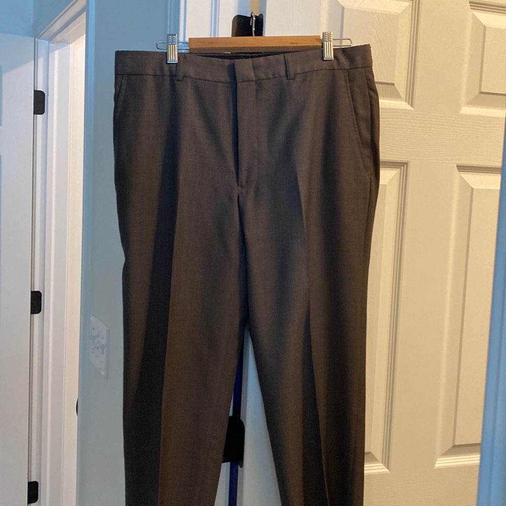 Jos A Banks tailored fit Dress Pant